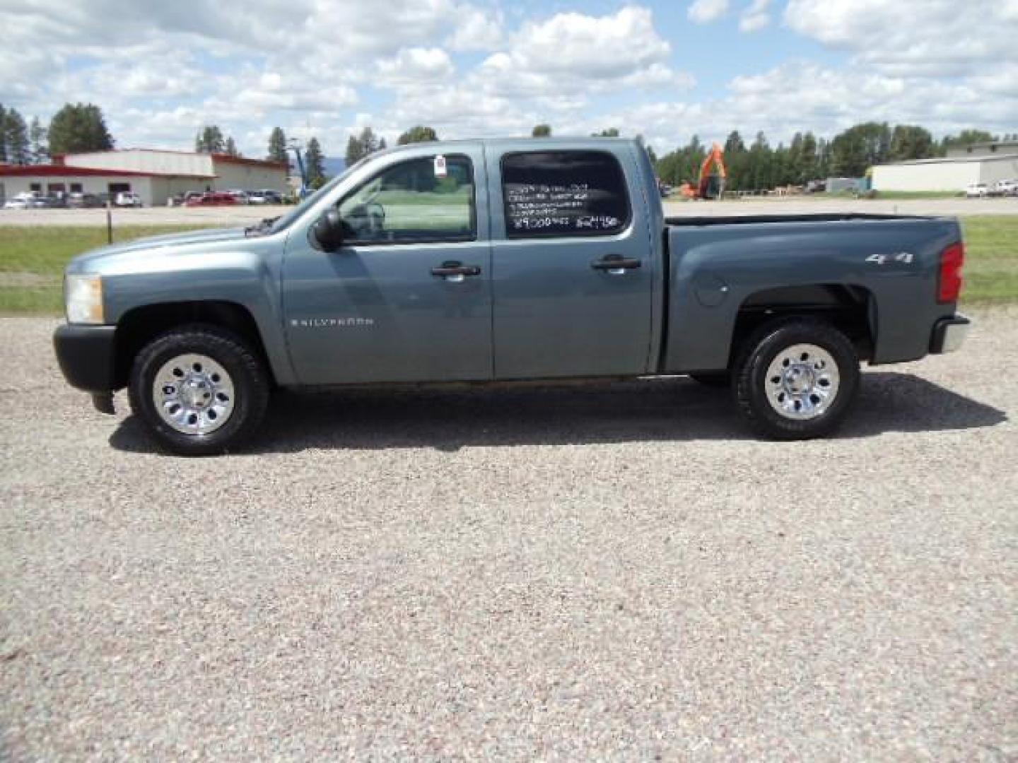 2009 Blue /Gray Chevrolet Silverado 1500 LS Crew Cab 4WD (3GCEK13C59G) with an 4.8L V8 OHV 16V engine, 4-Speed Automatic transmission, located at 5465 Highway 2 W., Columbia Falls, MT, 59912, (406) 892-4407, 48.352188, -114.240929 - Keyless entry Cruise control AC CD Power windows door locks and mirrors Towing 6 Passenger - Photo#3