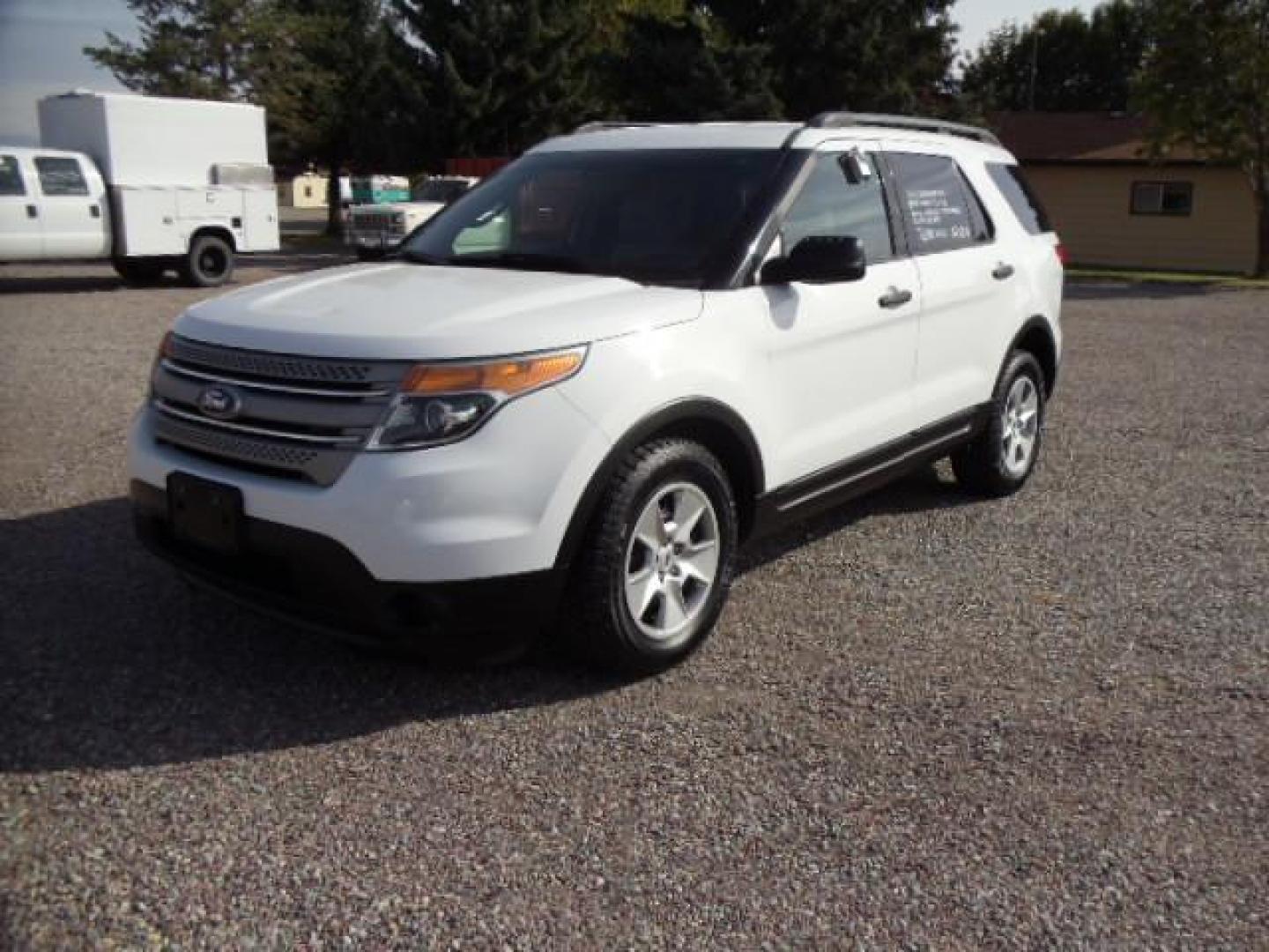 2014 White /Grey Ford Explorer Base 4WD (1FM5K8B85EG) with an 3.5L V6 DOHC 24V engine, 6-Speed Automatic transmission, located at 5465 Highway 2 W., Columbia Falls, MT, 59912, (406) 892-4407, 48.352188, -114.240929 - Keyless entry Cruise control Front and rear heat and AC Power windows door locks and mirrors Power seat drivers only MP3 - Photo#2