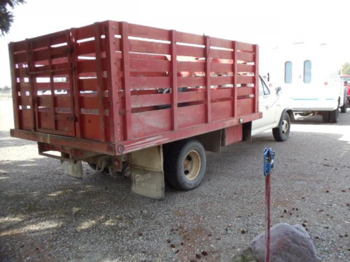 1980 White /Gray Ford F-350 Chassis Cab Custom (F3TZRGD2862) with an 400 V8 engine, 4 Speed Manual transmission, located at 5465 Highway 2 W., Columbia Falls, MT, 59912, (406) 892-4407, 48.352188, -114.240929 - 400 V8 4 Speed Manual Transmission We bought this truck locally. It was owned by 1 family its entire existance - Photo#8