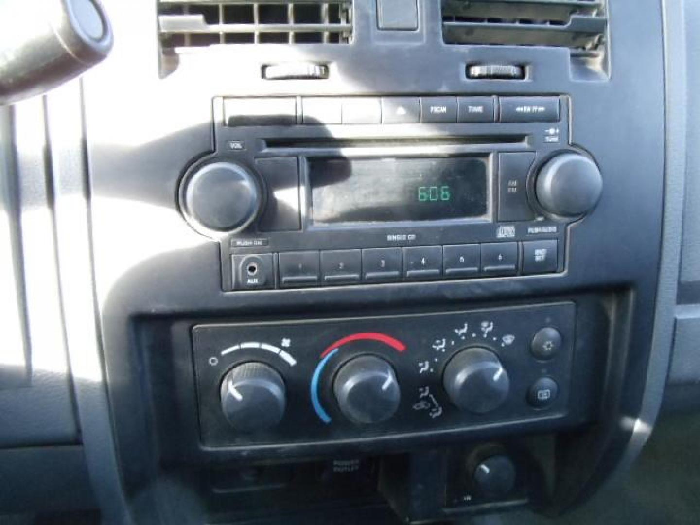 2007 Blue /Gray Dodge Dakota ST Club Cab 4WD (1D7HW22P27S) with an 4.7L V8 FFV engine, Automatic transmission, located at 5465 Highway 2 W., Columbia Falls, MT, 59912, (406) 892-4407, 48.352188, -114.240929 - Keyless entry Cruise control AC CD Tilt Wheel Power seat drivers only Power windows door locks and mirrors Near new tires - Photo#22