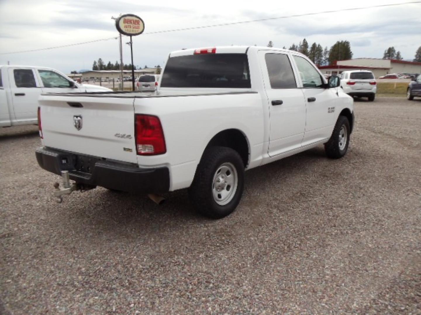 2014 White /Gray RAM 1500 Tradesman Crew Cab SWB 4WD (1C6RR7KG5ES) with an 3.6L V6 DOHC 24V FFV engine, 6-Speed Automatic transmission, located at 5465 Highway 2 W., Columbia Falls, MT, 59912, (406) 892-4407, 48.352188, -114.240929 - Keyless entry, Power windows, Power door locks, Power mirrors, Cruise control, AC, MP3-CD, Towing, Tilt steering wheel. This vehicle was previously owned by the federal government so it has been well maintained and taken care of. The truck is very clean inside and out with good tires and low actua - Photo#8