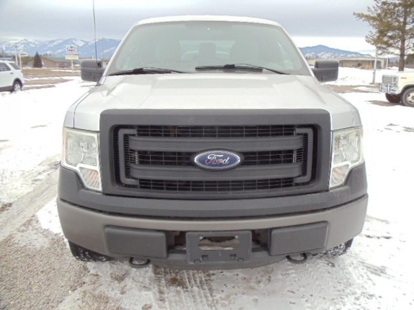 2013 Silver /Gray Ford F-150 XL (1FTEX1EM2DF) with an 3.7L V6 DOHC 24V engine, 6-Speed Automatic transmission, located at 5465 Highway 2 W., Columbia Falls, MT, 59912, (406) 892-4407, 48.352188, -114.240929 - Photo#1