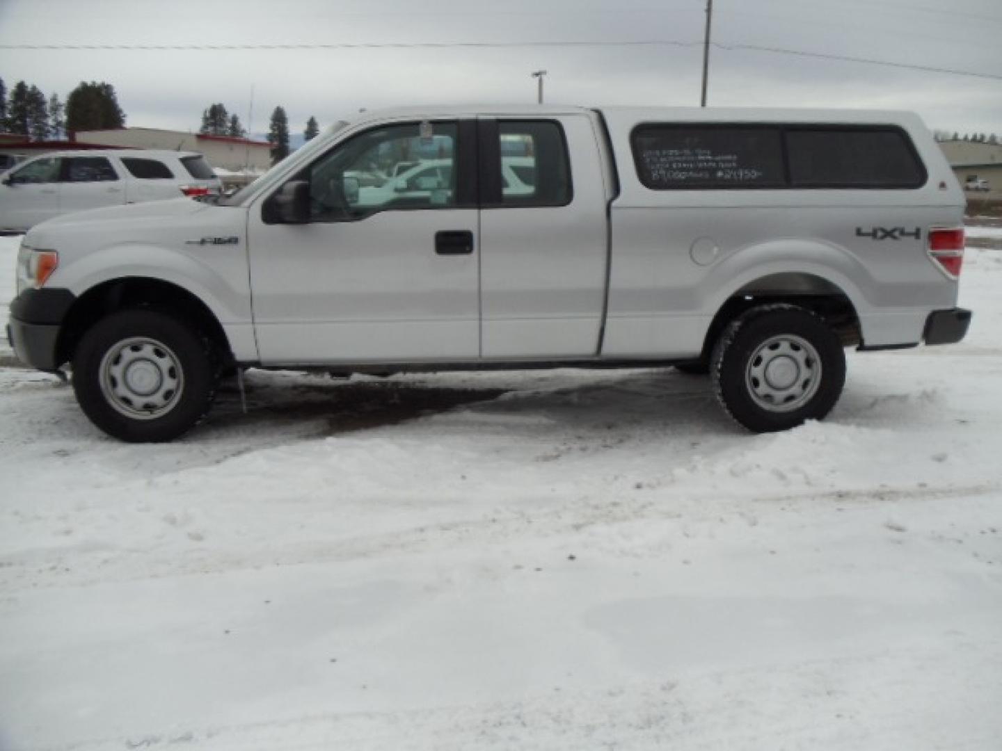 2013 Silver /Gray Ford F-150 XL (1FTEX1EM2DF) with an 3.7L V6 DOHC 24V engine, 6-Speed Automatic transmission, located at 5465 Highway 2 W., Columbia Falls, MT, 59912, (406) 892-4407, 48.352188, -114.240929 - Photo#3