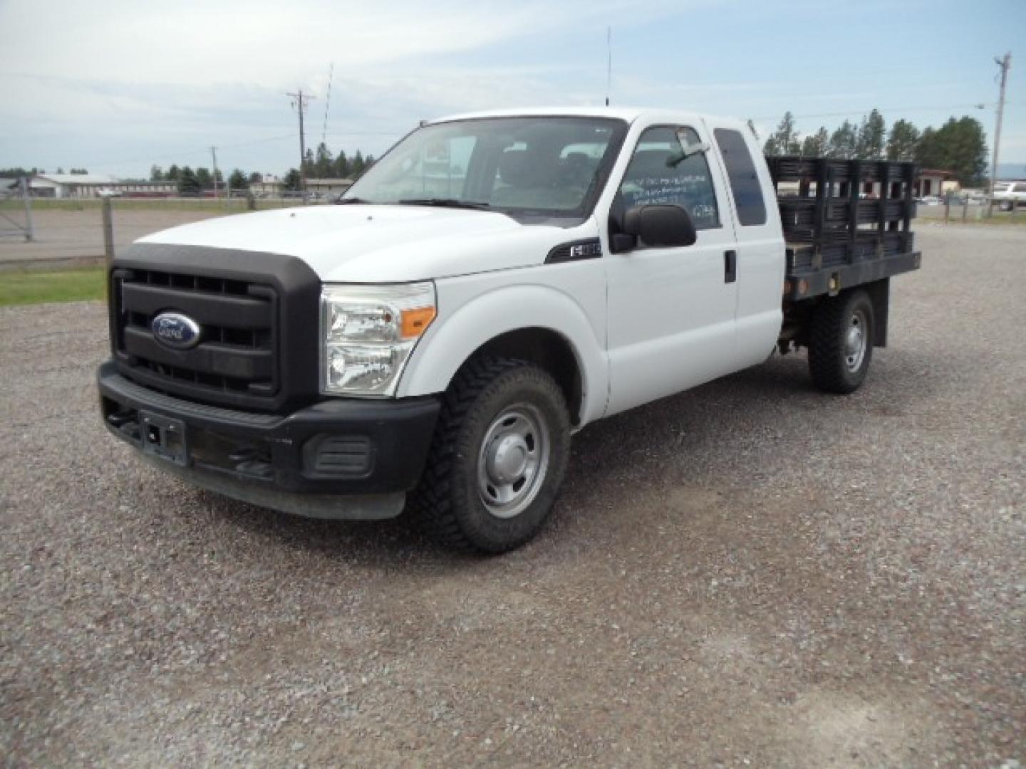 2011 White /Gray Ford F-350 SD XL (1FD8X3A60BE) with an 6.2L V8 OHV 16V engine, 6-Speed Automatic transmission, located at 5465 Highway 2 W., Columbia Falls, MT, 59912, (406) 892-4407, 48.352188, -114.240929 - Photo#2