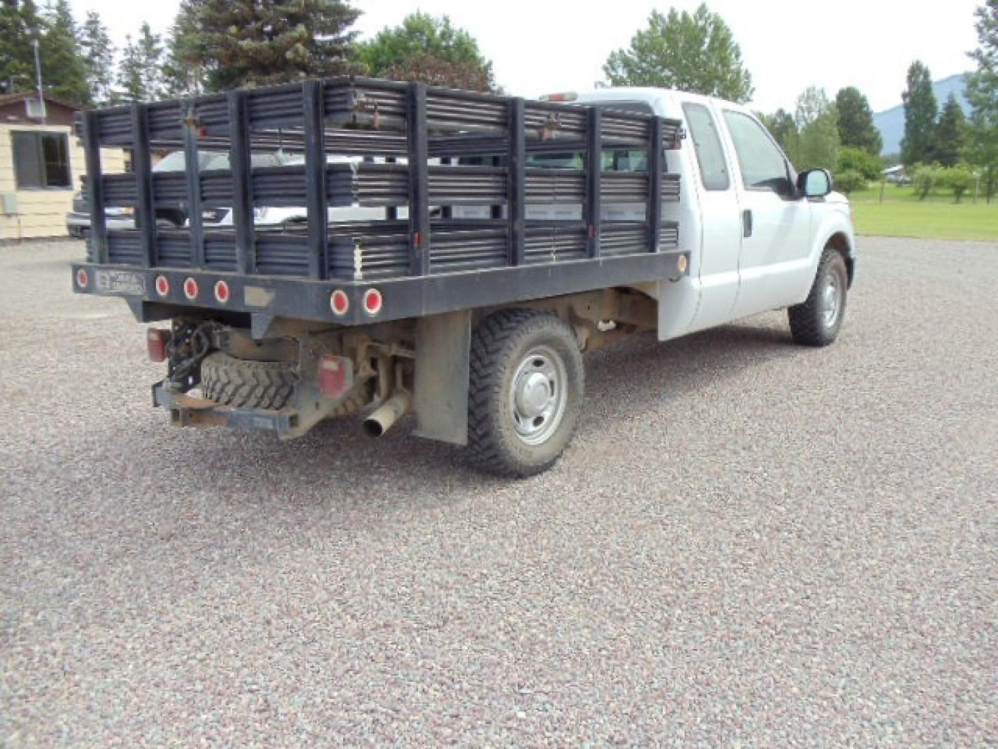 2011 White /Gray Ford F-350 SD XL (1FD8X3A60BE) with an 6.2L V8 OHV 16V engine, 6-Speed Automatic transmission, located at 5465 Highway 2 W., Columbia Falls, MT, 59912, (406) 892-4407, 48.352188, -114.240929 - Photo#8