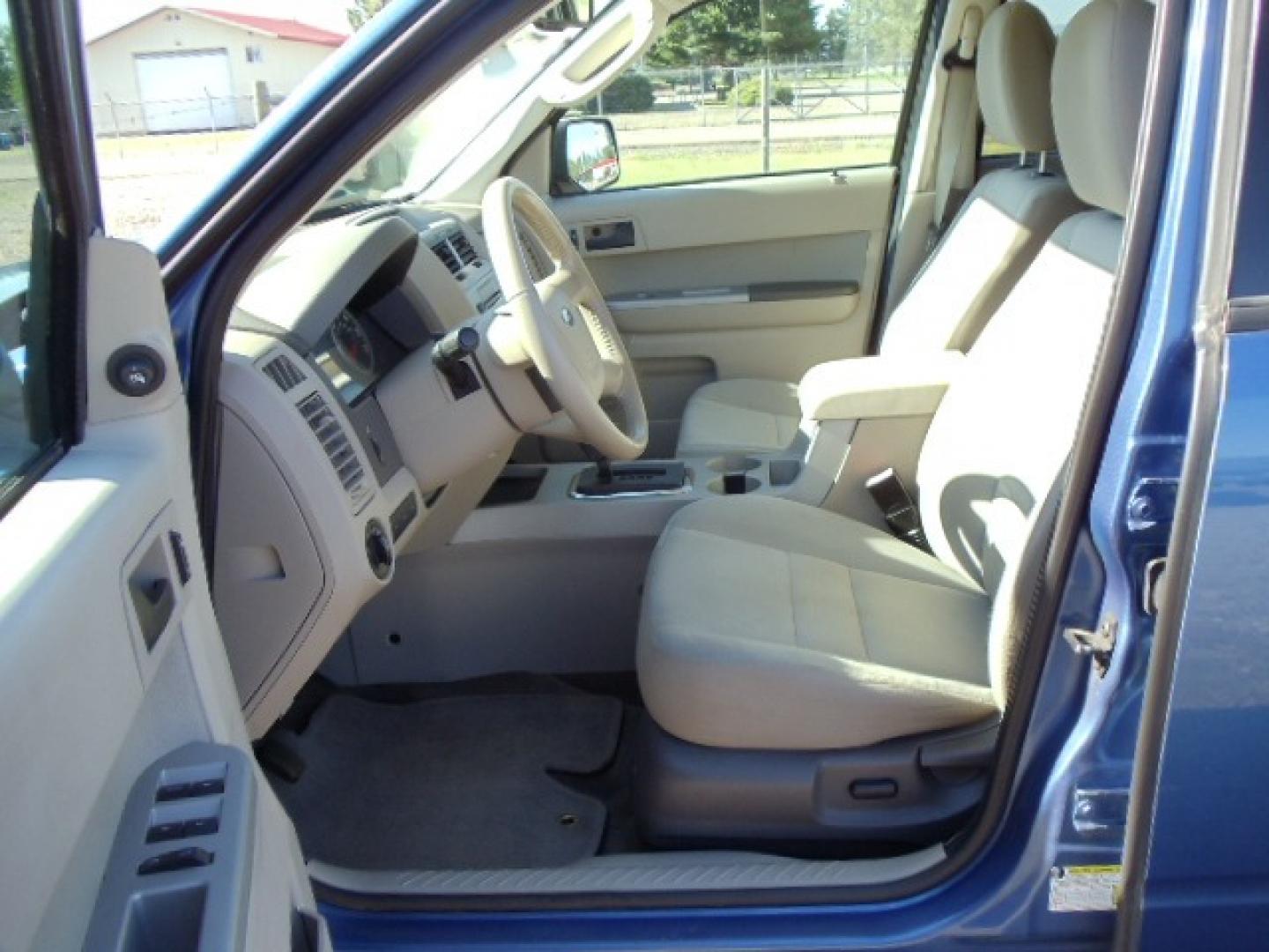 2010 Blue /Silver Ford Escape XLT 4WD (1FMCU9DGXAK) with an 3.0L V6 DOHC 24V engine, 6-Speed Automatic transmission, located at 5465 Highway 2 W., Columbia Falls, MT, 59912, (406) 892-4407, 48.352188, -114.240929 - Photo#15