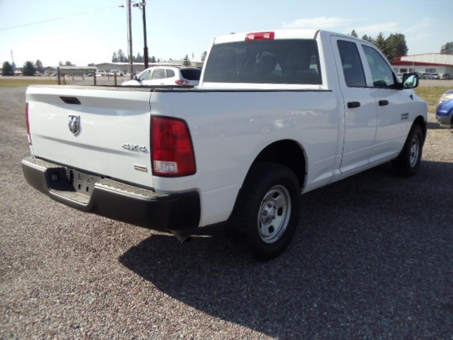 2018 White /Grey RAM 1500 Tradesman Quad Cab 4WD (1C6RR7FG1JS) with an 3.6L V6 DOHC 24V FFV engine, 8A transmission, located at 5465 Highway 2 W., Columbia Falls, MT, 59912, (406) 892-4407, 48.352188, -114.240929 - Photo#8