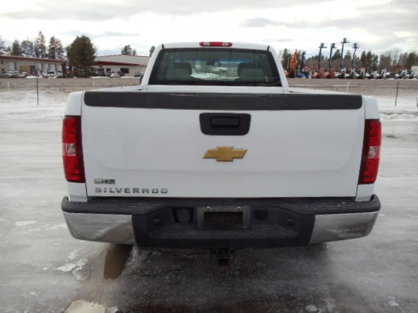 2012 White /Gray Chevrolet Silverado 1500 Work Truck Ext. Cab 4WD (1GCRKPE06CZ) with an 5.3L V8 OHV 16V FFV engine, 4-Speed Automatic transmission, located at 5465 Highway 2 W., Columbia Falls, MT, 59912, (406) 892-4407, 48.352188, -114.240929 - This truck was previously owned by the federal government so it has been well maintained and taken care of. The truck is clean inside and out with good tires and low actual miles. This is the Quad Door Long Box. - Photo#5