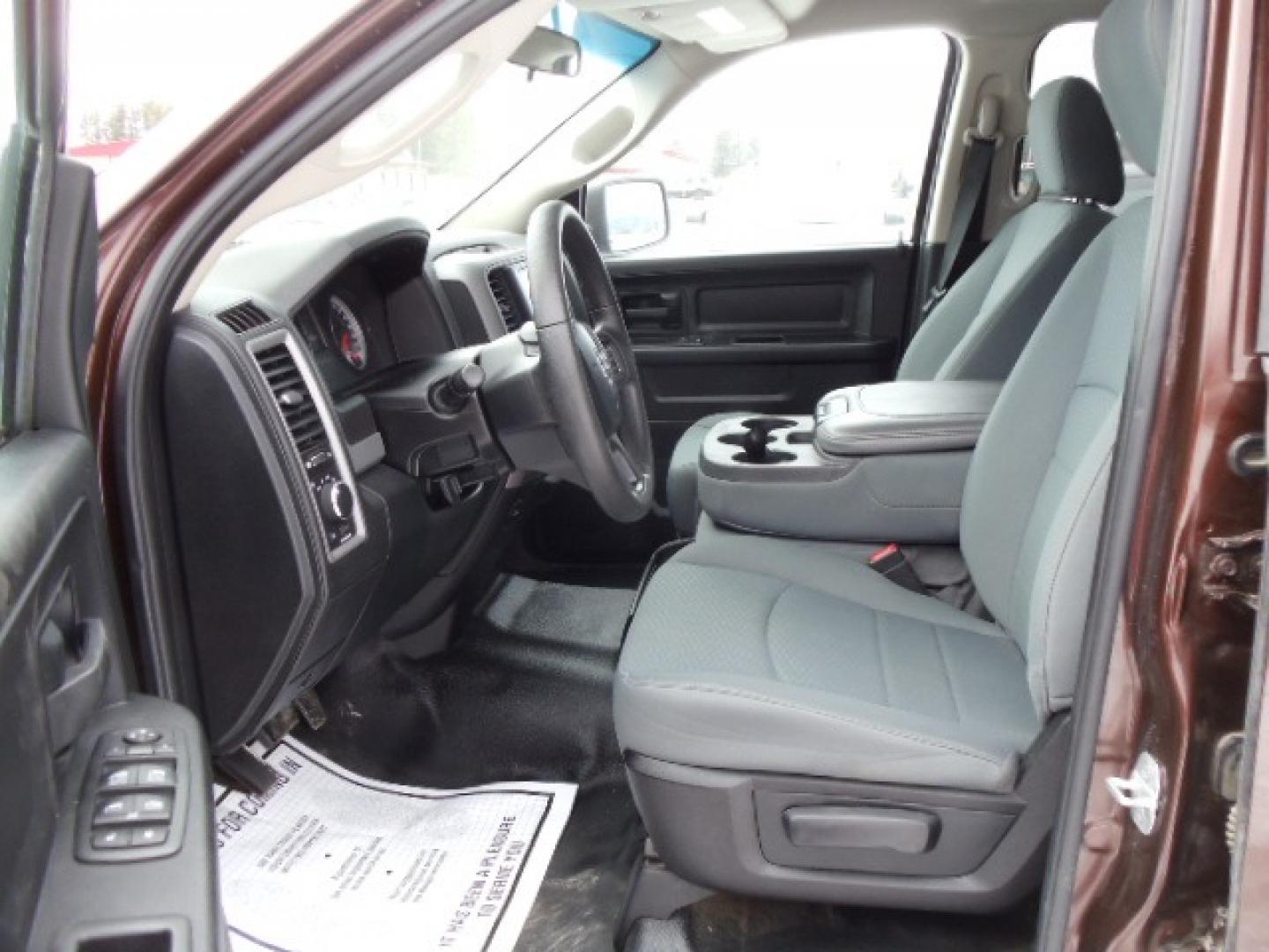 2014 Blue /Gray RAM 1500 Tradesman Crew Cab SWB 4WD (1C6RR7KG8ES) with an 3.6L V6 DOHC 24V FFV engine, 6-Speed Automatic transmission, located at 5465 Highway 2 W., Columbia Falls, MT, 59912, (406) 892-4407, 48.352188, -114.240929 - This truck was previously owned by the federal government so it has been well maintained and taken care of. The truck is very clean inside and out with great tires and super low actual miles. - Photo#16