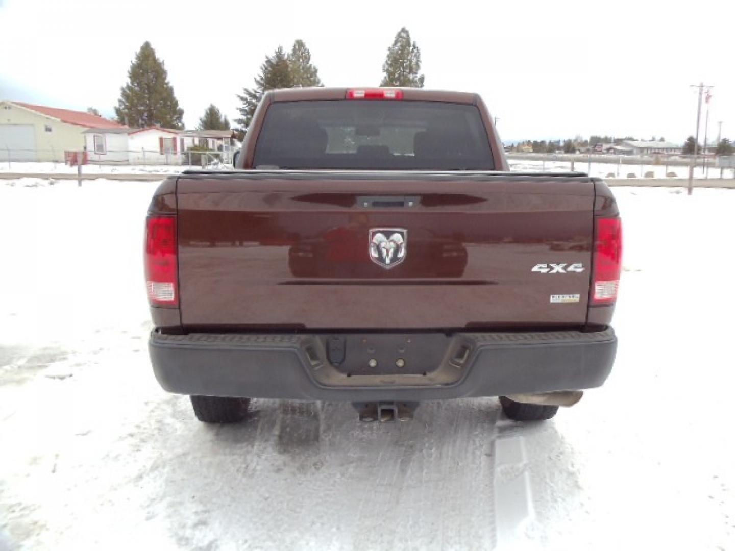 2014 Blue /Gray RAM 1500 Tradesman Crew Cab SWB 4WD (1C6RR7KG8ES) with an 3.6L V6 DOHC 24V FFV engine, 6-Speed Automatic transmission, located at 5465 Highway 2 W., Columbia Falls, MT, 59912, (406) 892-4407, 48.352188, -114.240929 - This truck was previously owned by the federal government so it has been well maintained and taken care of. The truck is very clean inside and out with great tires and super low actual miles. - Photo#5