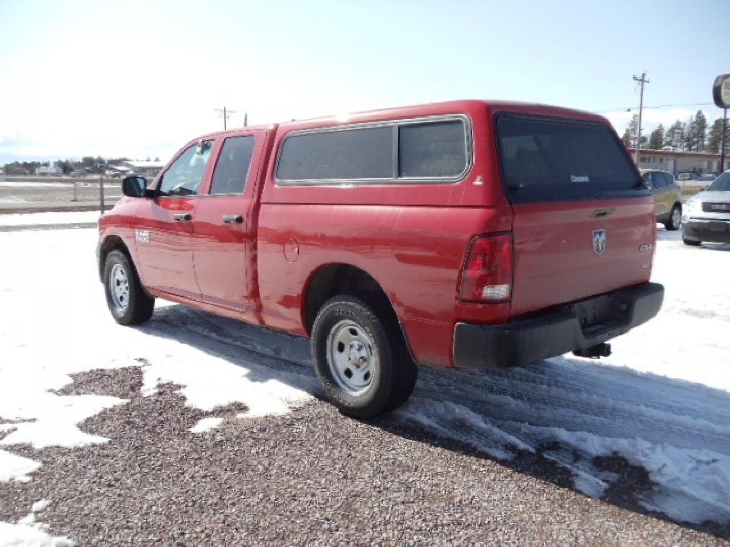 2016 /Gray RAM 1500 Tradesman Quad Cab 4WD (1C6RR7FG0GS) with an 3.6L V6 DOHC 24V FFV engine, 6A transmission, located at 5465 Highway 2 W., Columbia Falls, MT, 59912, (406) 892-4407, 48.352188, -114.240929 - Photo#4