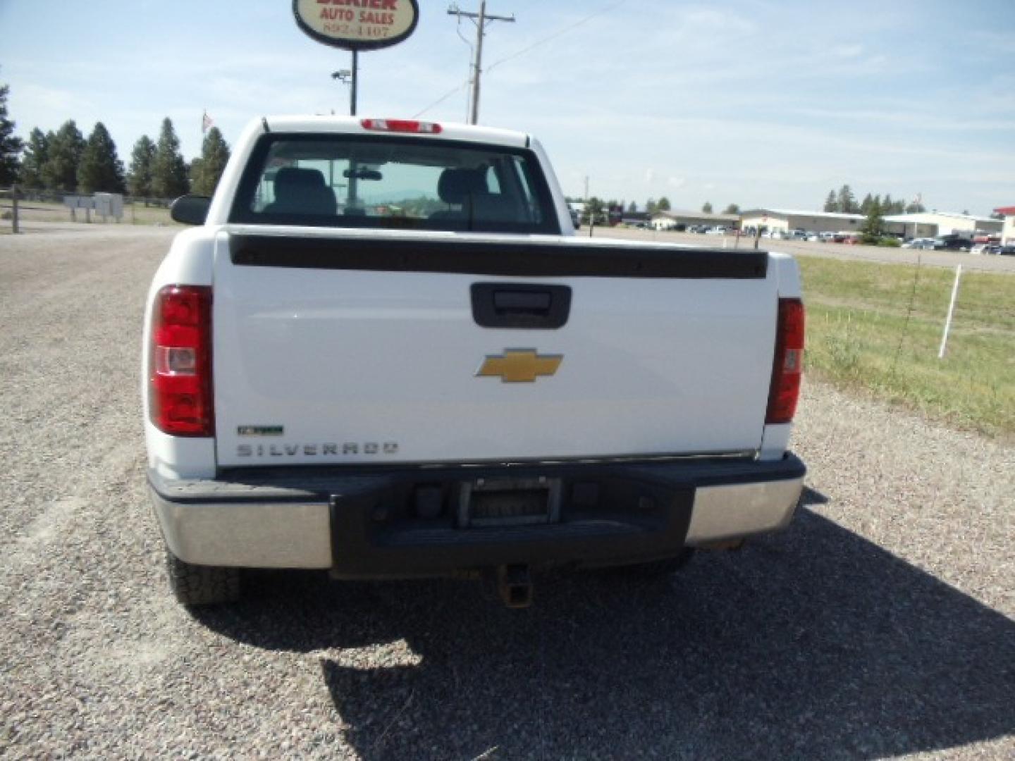 2012 White /Grey Chevrolet Silverado 1500 Work Truck Ext. Cab 4WD (1GCRKPE75CZ) with an 5.3L V8 OHV 16V FFV engine, 4-Speed Automatic transmission, located at 5465 Highway 2 W., Columbia Falls, MT, 59912, (406) 892-4407, 48.352188, -114.240929 - Photo#5