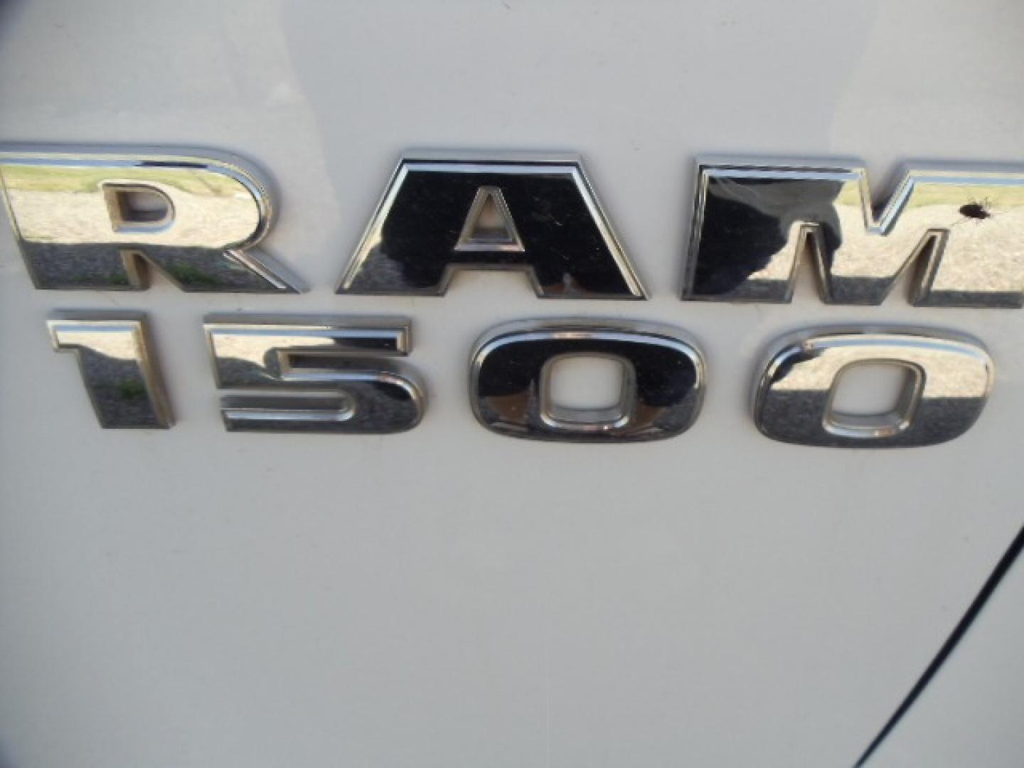 2016 /Grey RAM 1500 Tradesman Crew Cab SWB 4WD (1C6RR7KG0GS) with an 3.6L V6 DOHC 24V FFV engine, 6A transmission, located at 5465 Highway 2 W., Columbia Falls, MT, 59912, (406) 892-4407, 48.352188, -114.240929 - Photo#10