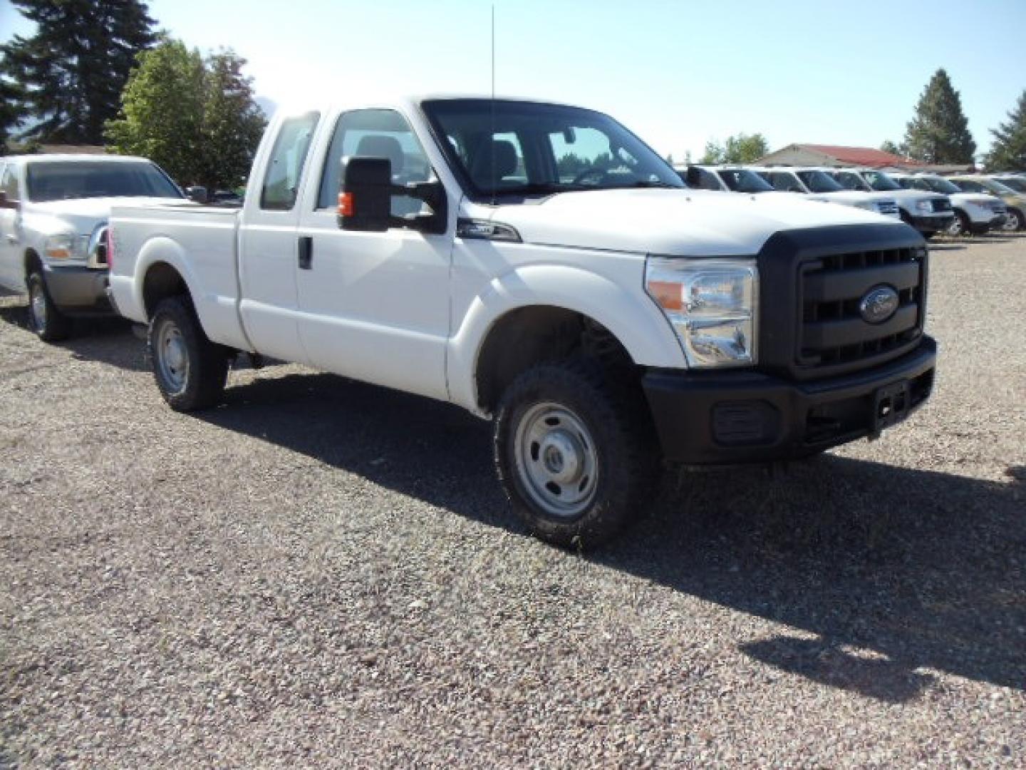 2014 White /Gray Ford F-250 SD XL (1FT7X2B63EE) with an 6.2L V8 OHV 16V engine, 6-Speed Automatic transmission, located at 5465 Highway 2 W., Columbia Falls, MT, 59912, (406) 892-4407, 48.352188, -114.240929 - Photo#0