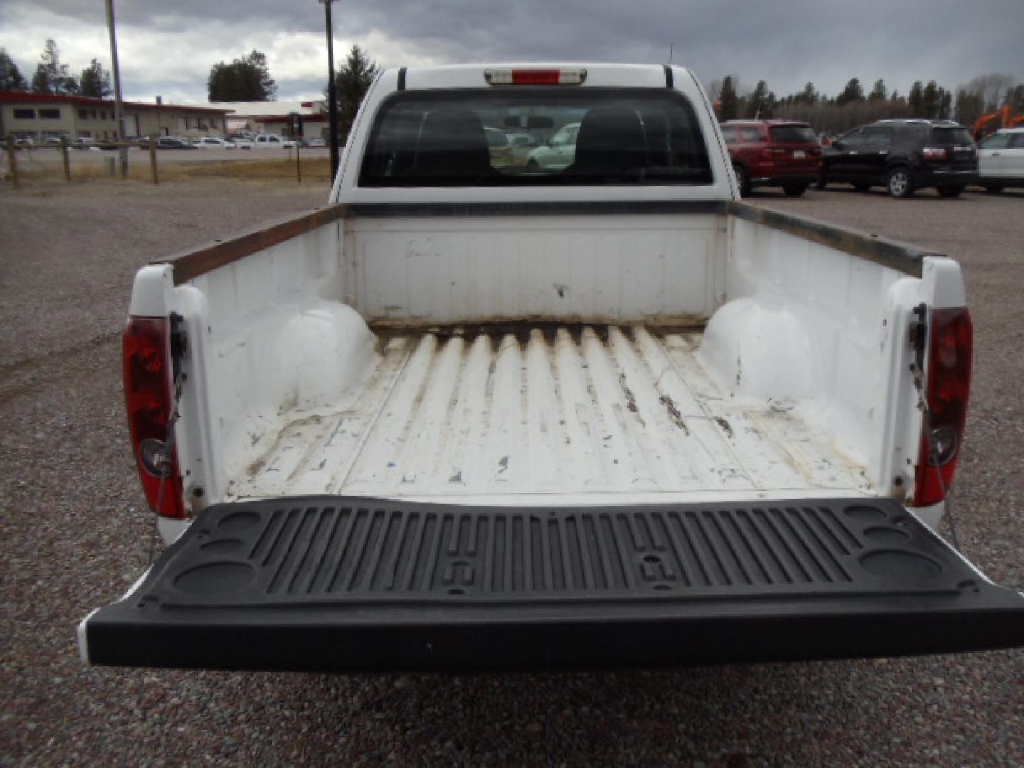 2012 White /Gray Chevrolet Colorado Work Truck Ext. Cab 4WD (1GCJTBFE4C8) with an 3.7L L5 DOHC 20V engine, Automatic transmission, located at 5465 Highway 2 W., Columbia Falls, MT, 59912, (406) 892-4407, 48.352188, -114.240929 - Photo#6