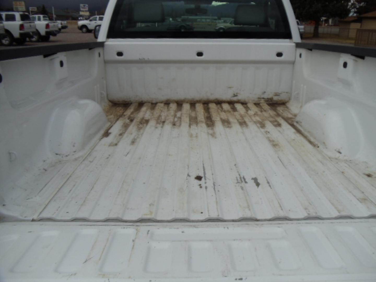 2015 White /Gray Chevrolet Silverado 1500 Work Truck Short Box 4WD (1GCNKPEH9FZ) with an 4.3L V6 engine, 6-Speed Automatic transmission, located at 5465 Highway 2 W., Columbia Falls, MT, 59912, (406) 892-4407, 48.352188, -114.240929 - Photo#7