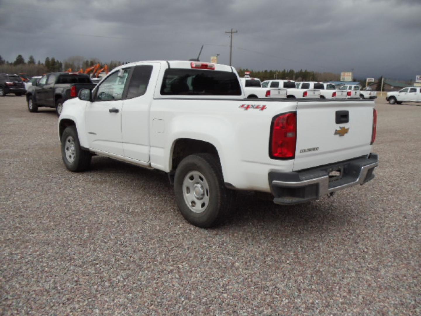 2016 White /Tan Chevrolet Colorado Work Truck Ext. Cab 4WD (1GCHTBEA6G1) with an 2.5L L4 DOHC 16V GAS engine, 6A transmission, located at 5465 Highway 2 W., Columbia Falls, MT, 59912, (406) 892-4407, 48.352188, -114.240929 - Photo#5